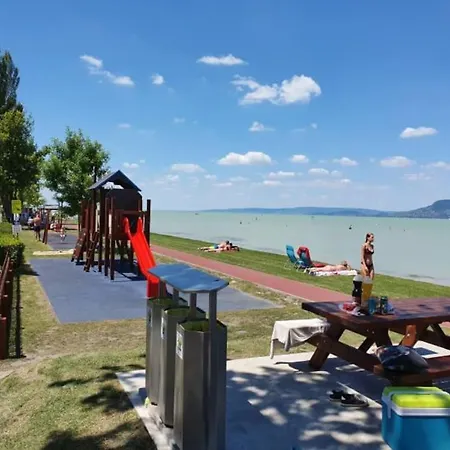 Liget Apartman Fonyodliget - Balaton View 30 M From Beach. *