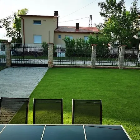 Liget Apartman Fonyodliget - Balaton View 30 M From Beach. Apartmán